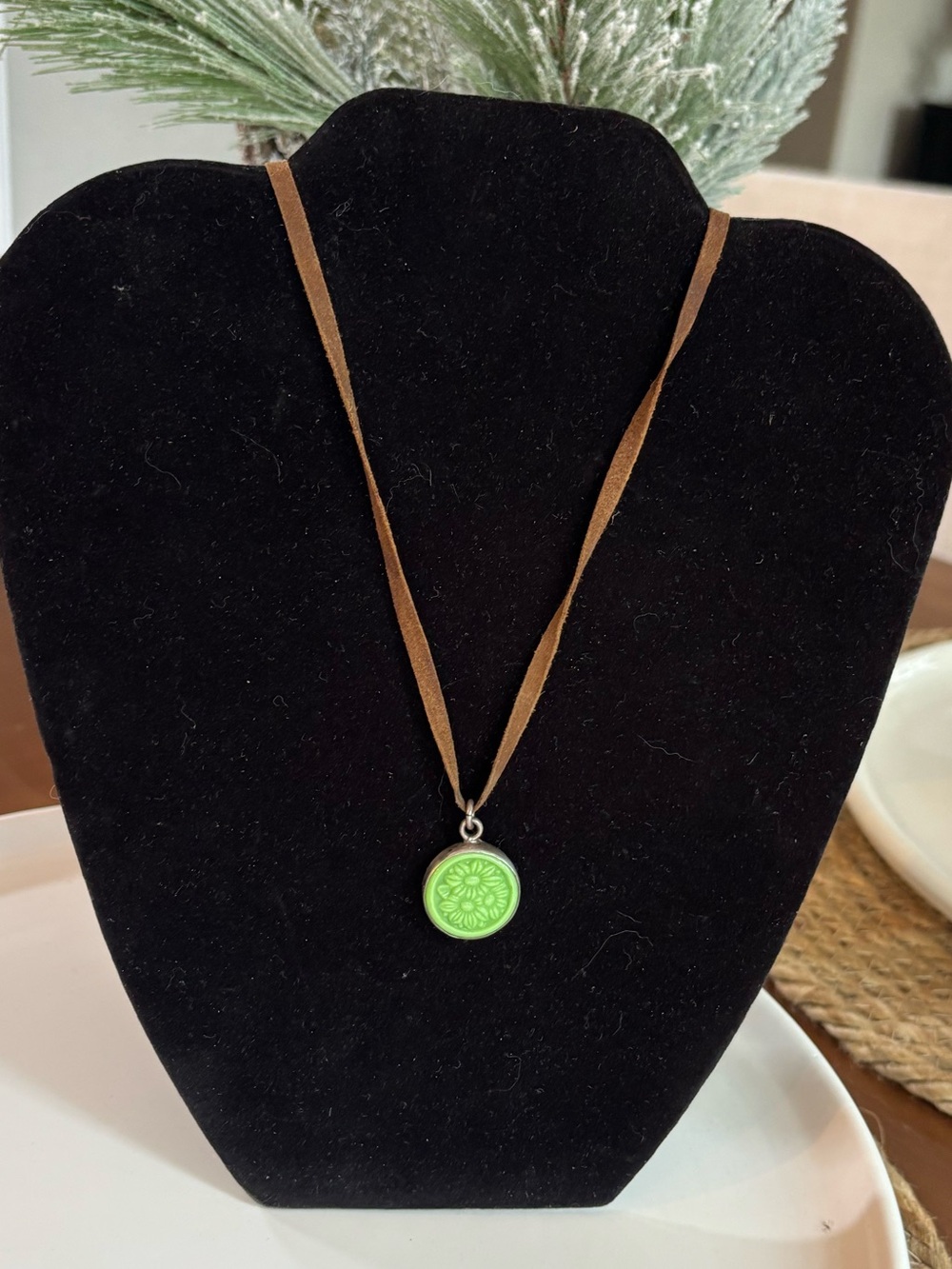 Simon Sebbag Sterling Silver Green Medallion Pendant Necklace Brown Cord 17" SSD